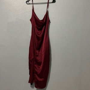 Pretty Little Thing Burgundy Dress. Size 4